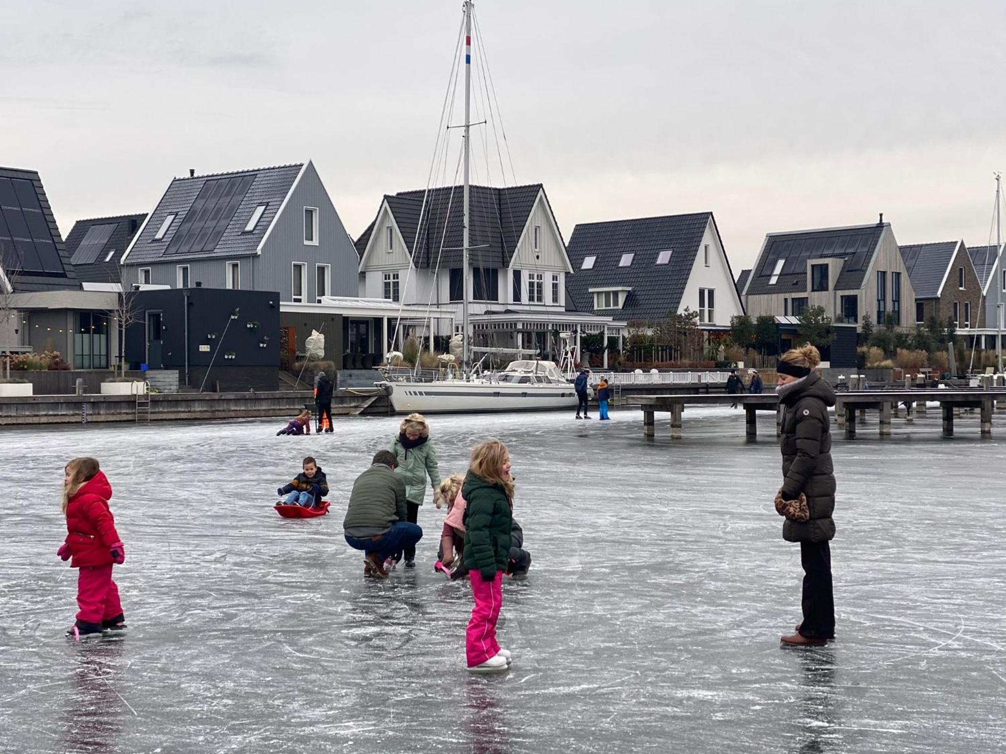 Nomad Water Lodge Harderwijk Eksteriør bilde